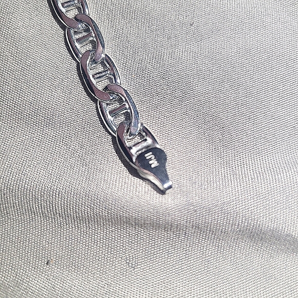 8.5" sterling silver. 925 8mm - Picture 1 of 5